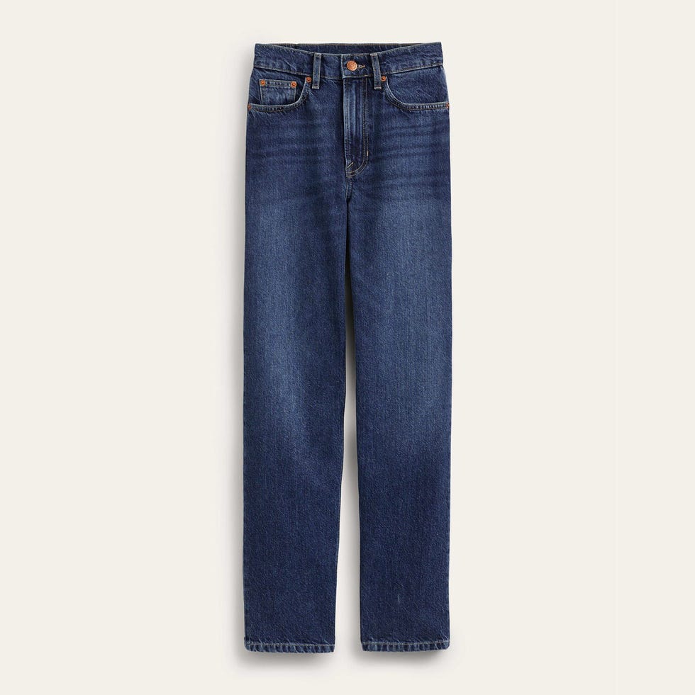 Mid Rise Tapered Jeans