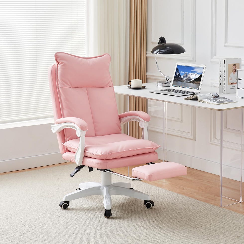 Silla ergonómica con reposapiés