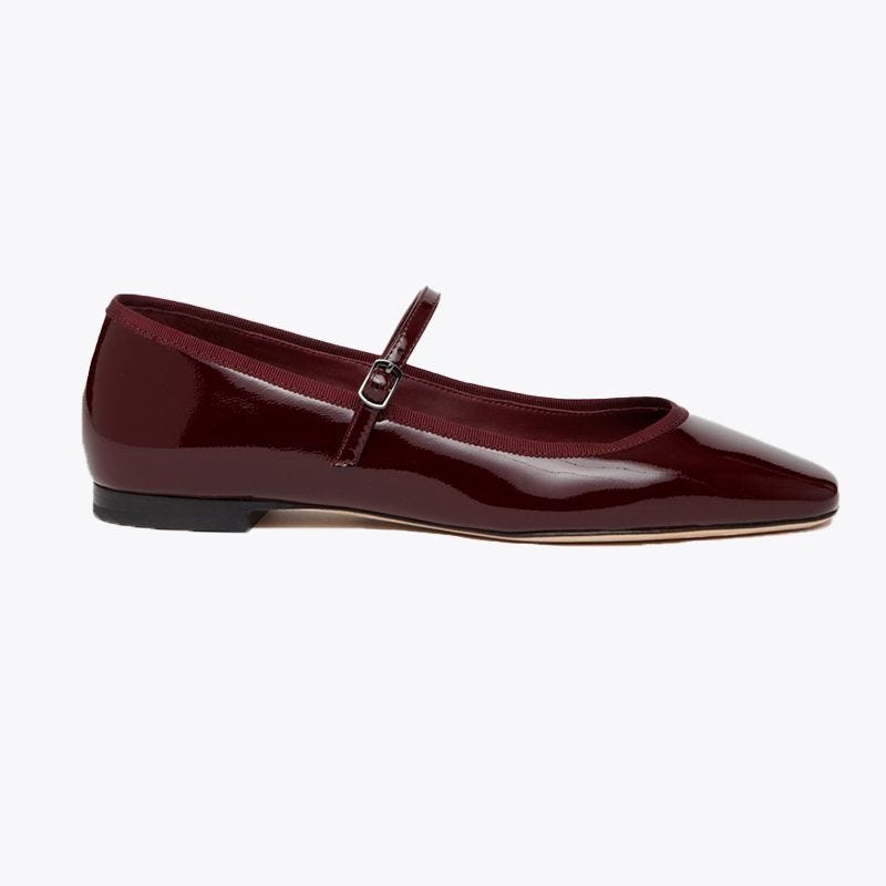 Jolie Flat