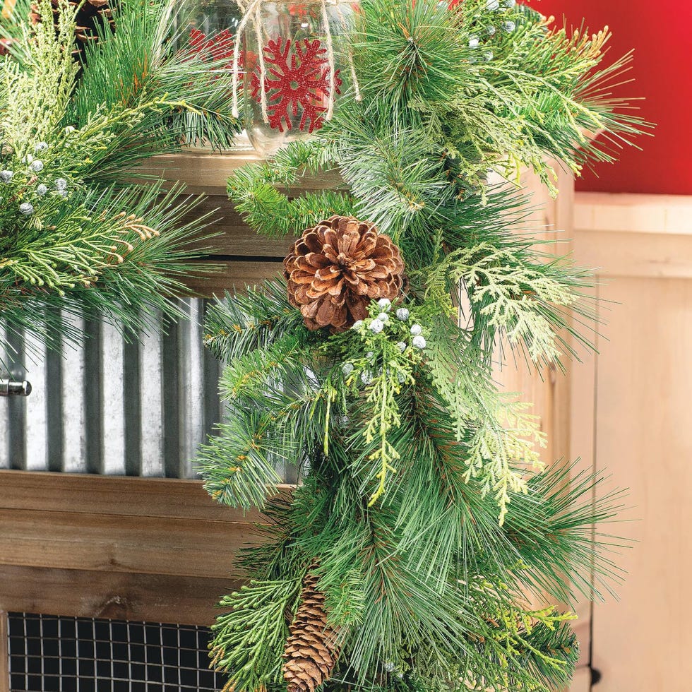 Artificial Mixed Pine Garland