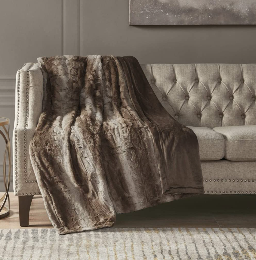 Soft Plush Oversized Faux Fur Throw