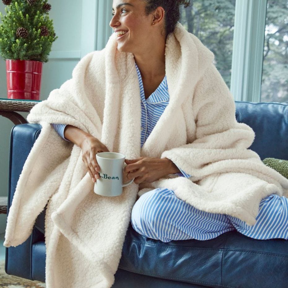 Cozy Sherpa Wearable Throw