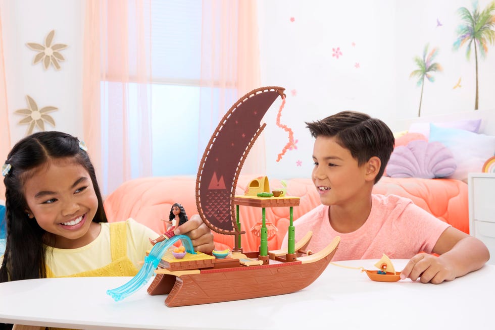 Moana’s Adventure Canoe Play Set