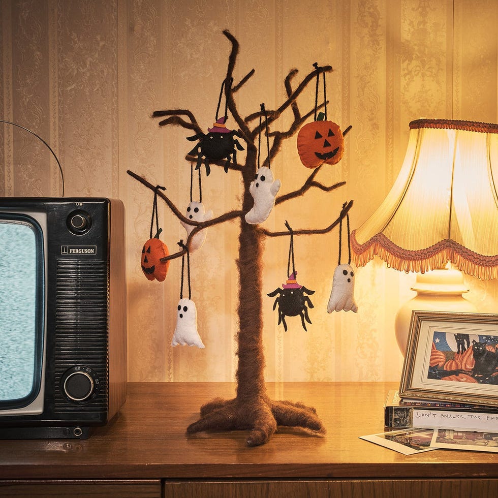 Twig Tree & Felt Halloween Hanging Decorations