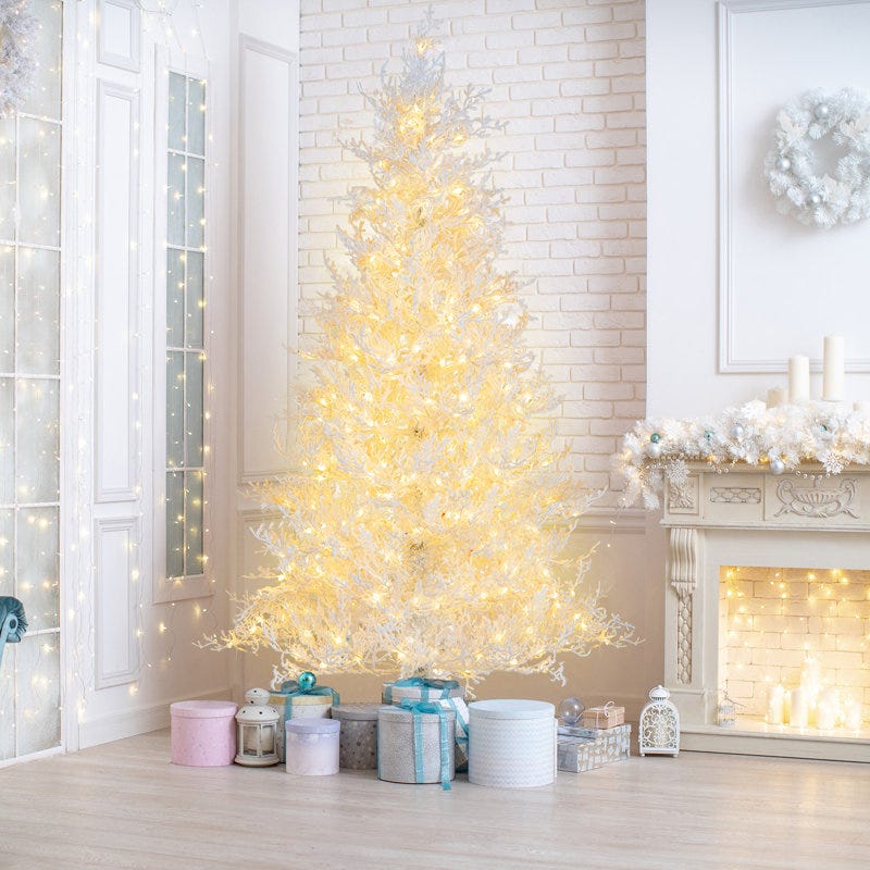 Lighted Christmas Tree 