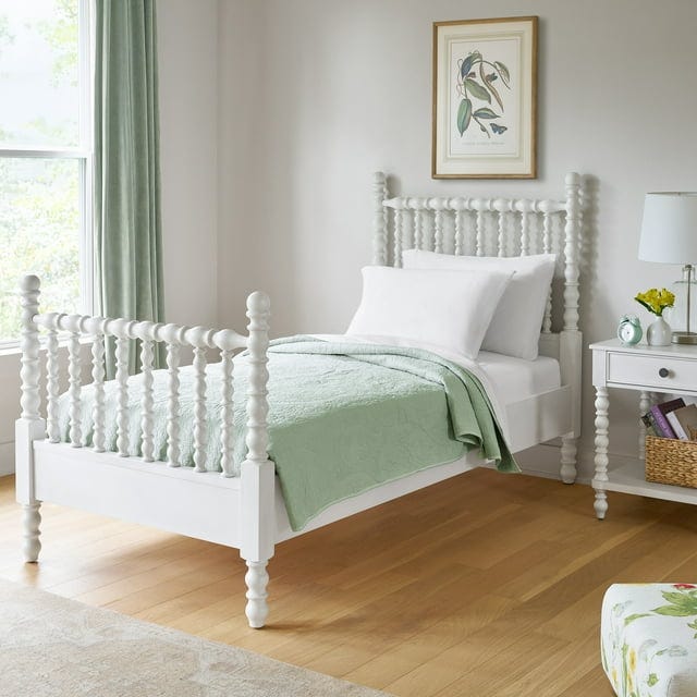 The Pioneer Woman Harper Twin Spindle Bed in White