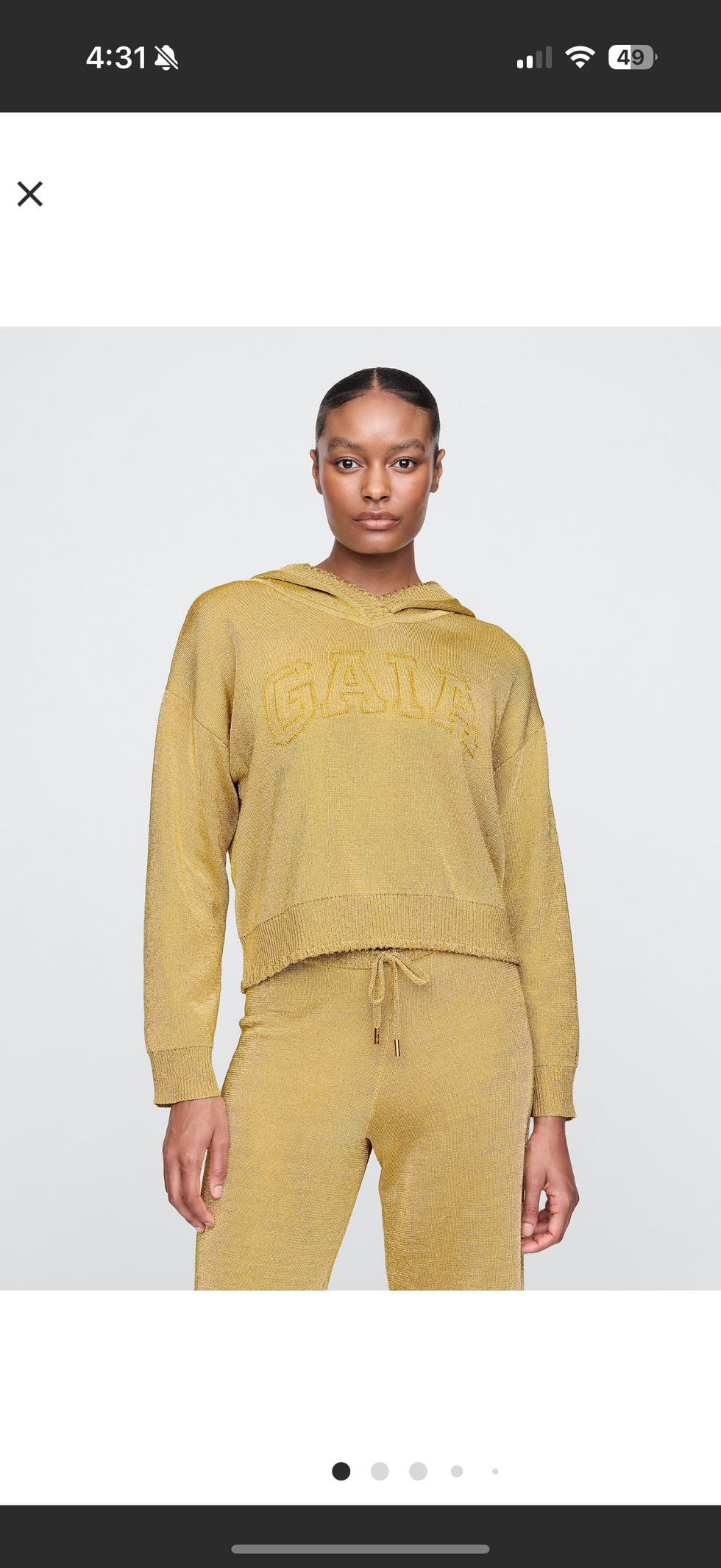 Hoodie in gold metallic