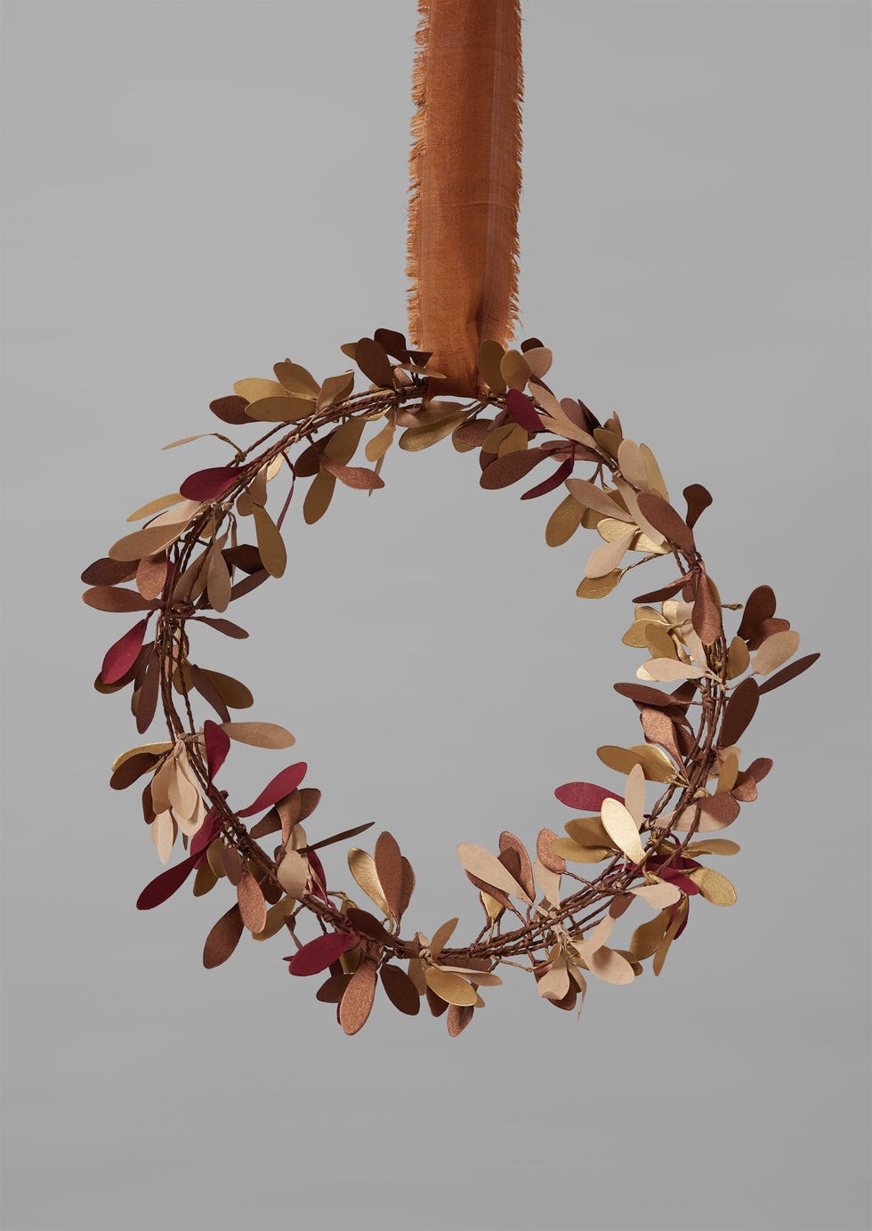 Mistletoe Paper Wreath