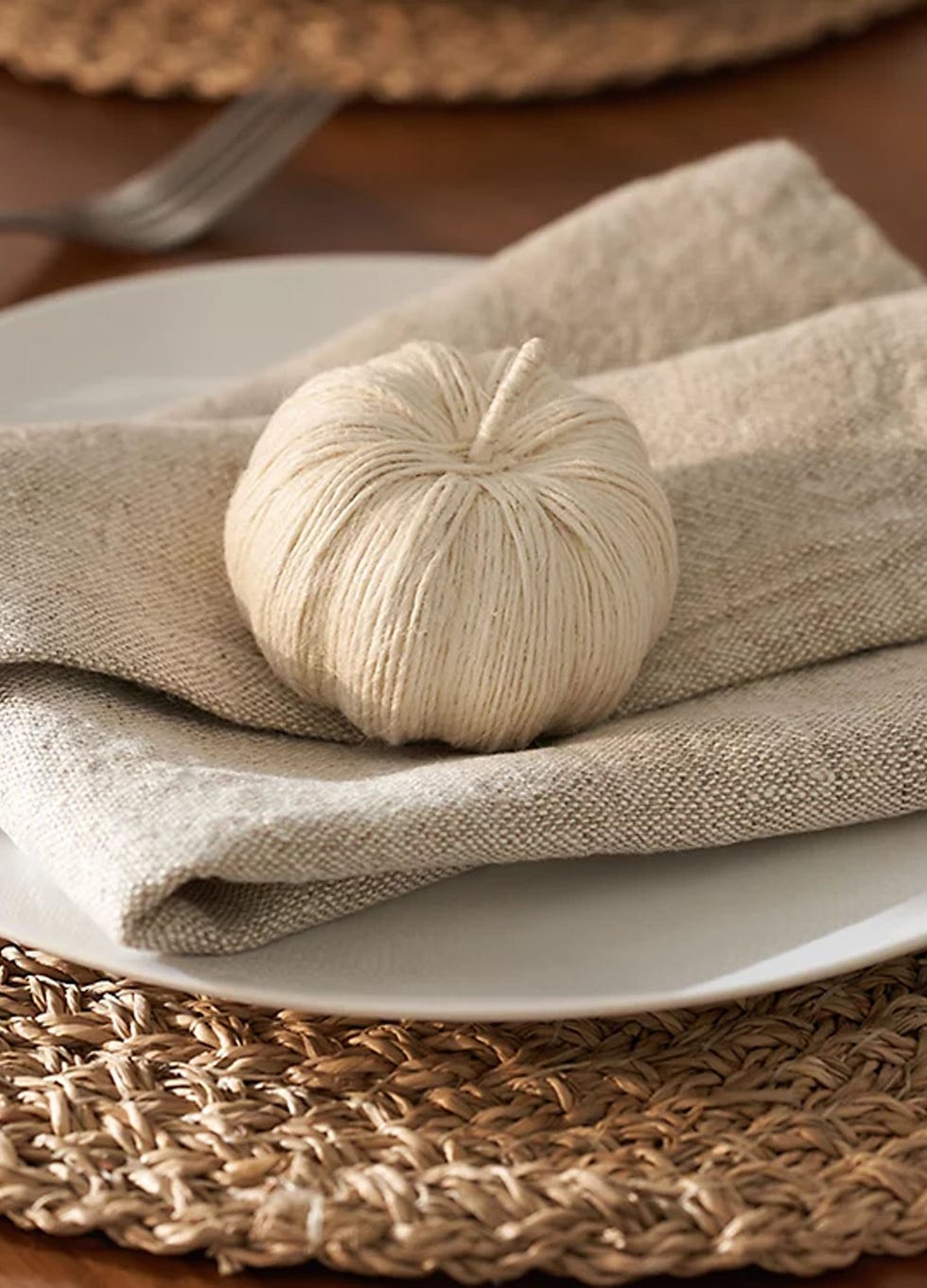 Jute Pumpkin