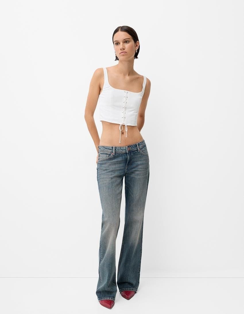 Low waist boot-cut jeans