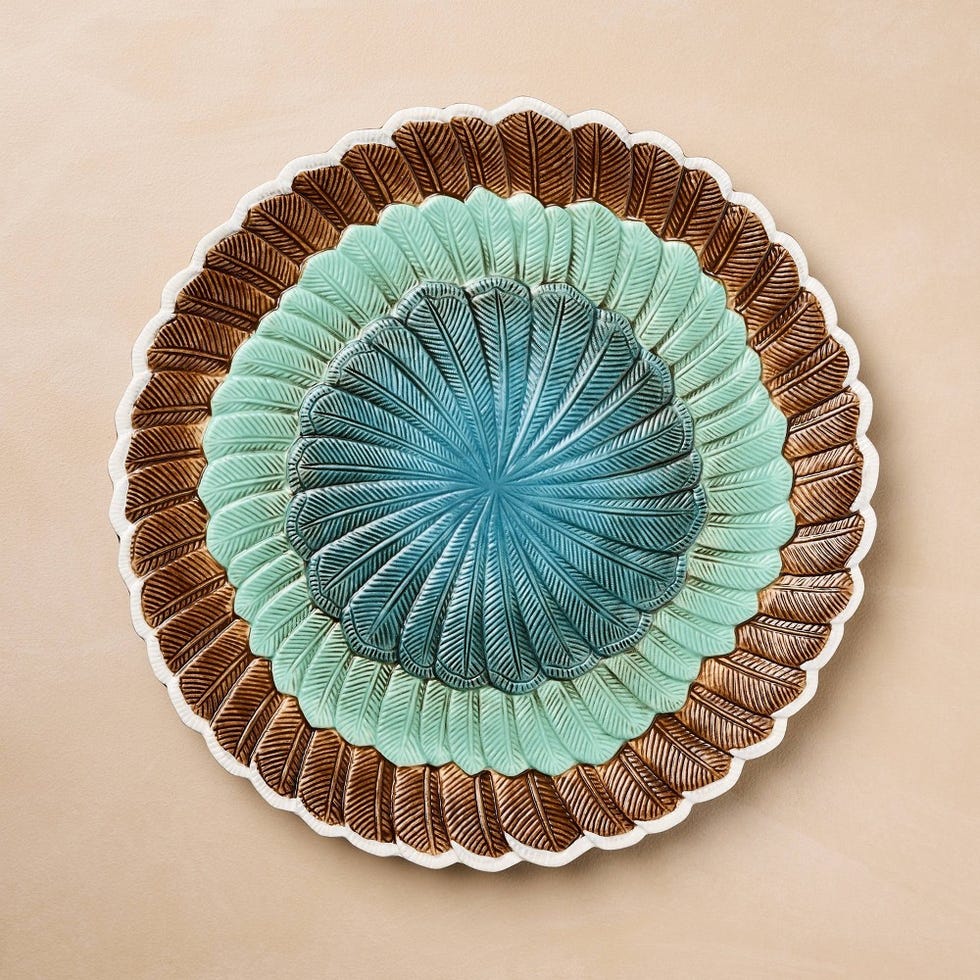 Feathers Stoneware Round Serving Platter