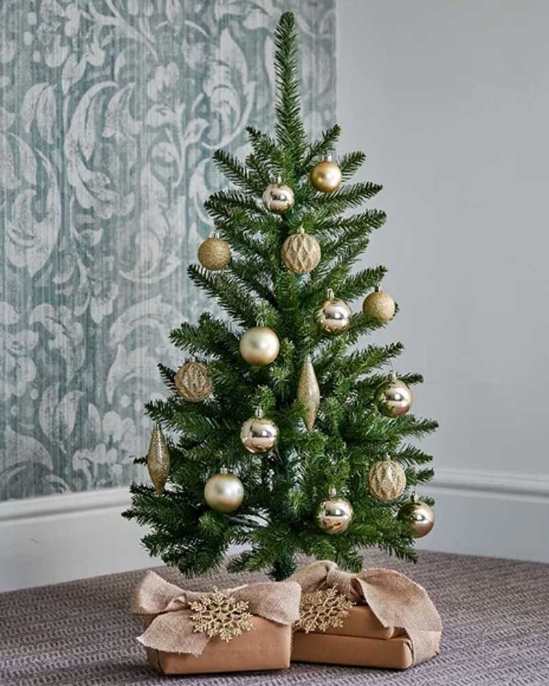 5ft LED Kingswood Fir Pencil Christmas Tree
