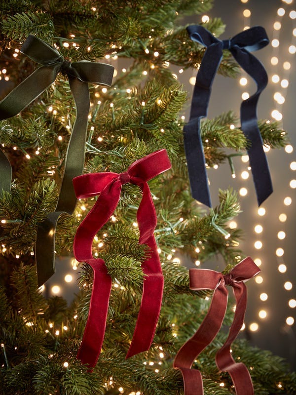 Twelve Slim Velvet Tree Bows