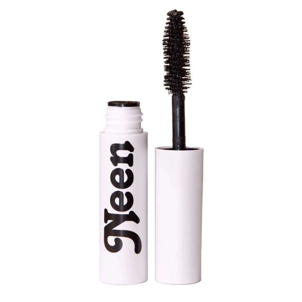 Pretty Extra Mascara