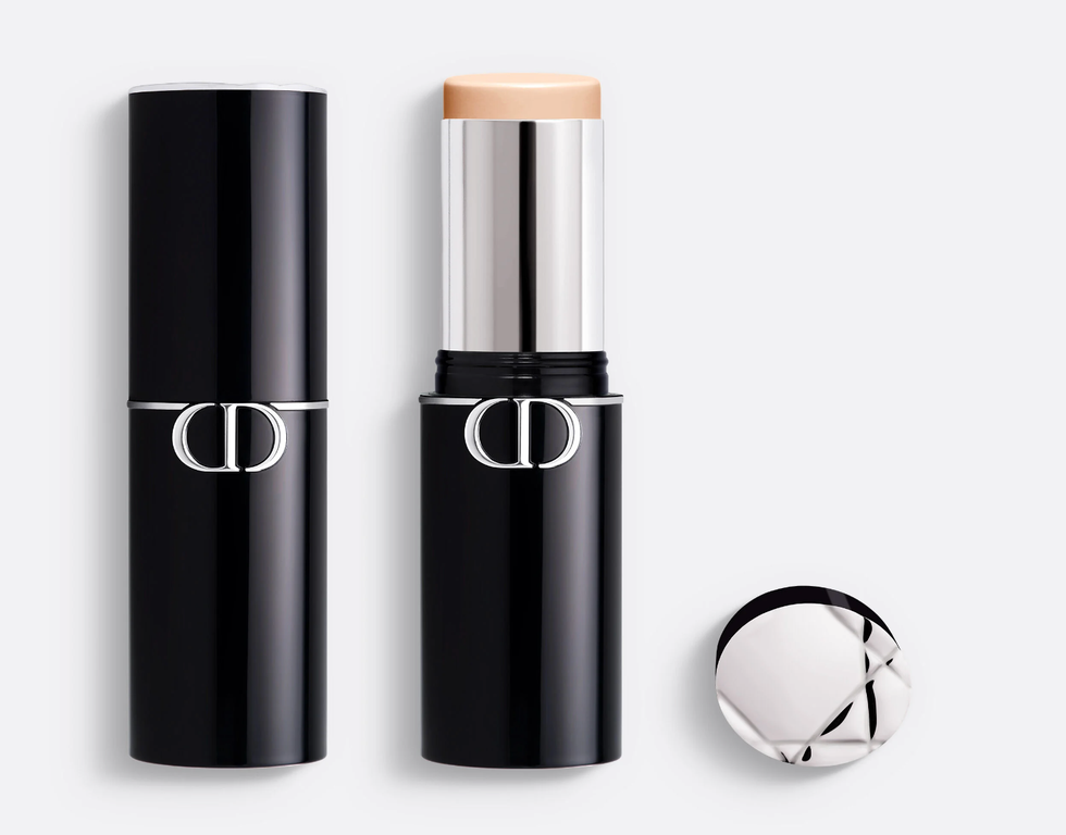 Forever Skin Perfect Multiuse Foundation Stick in Shade 1N