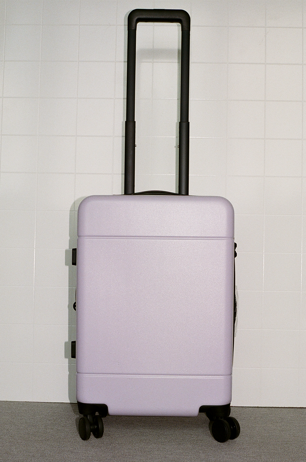 Hue Medium Luggage