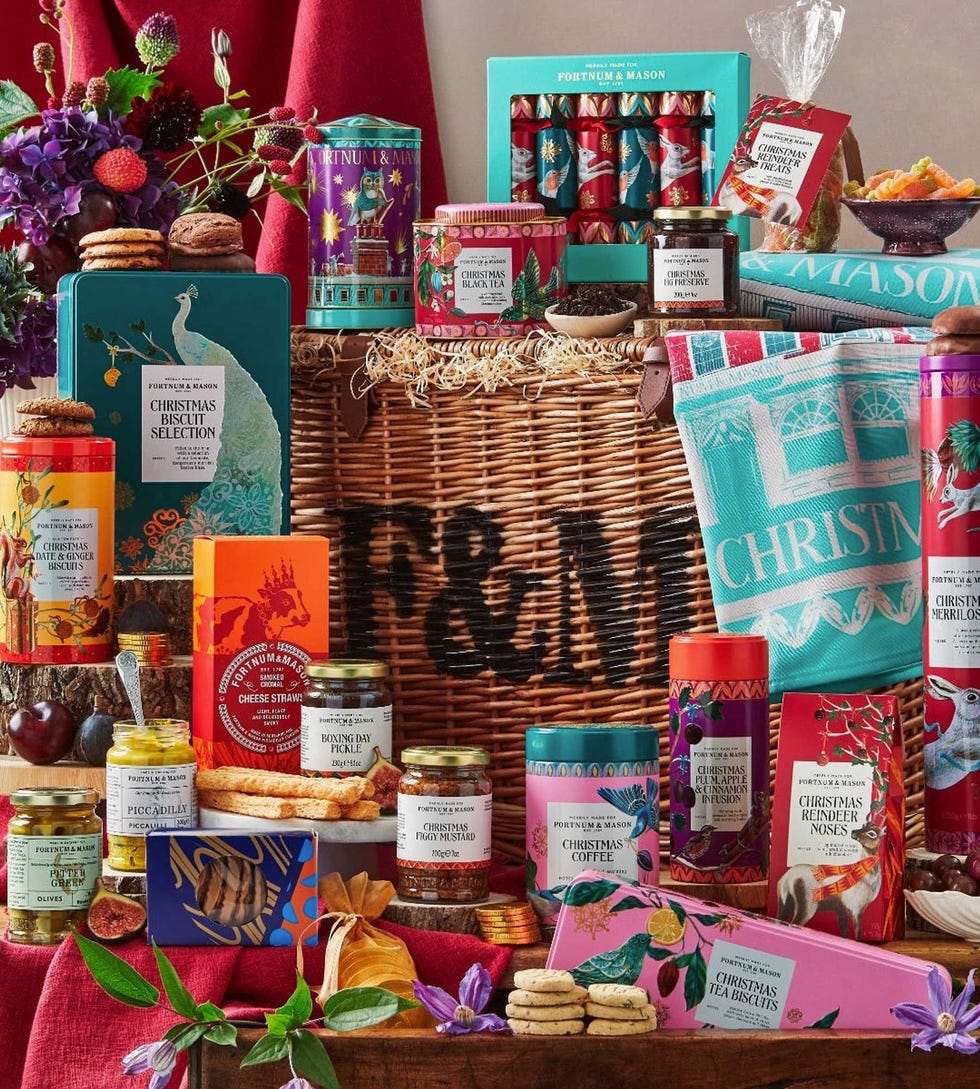The Magic of Christmas Hamper-£300