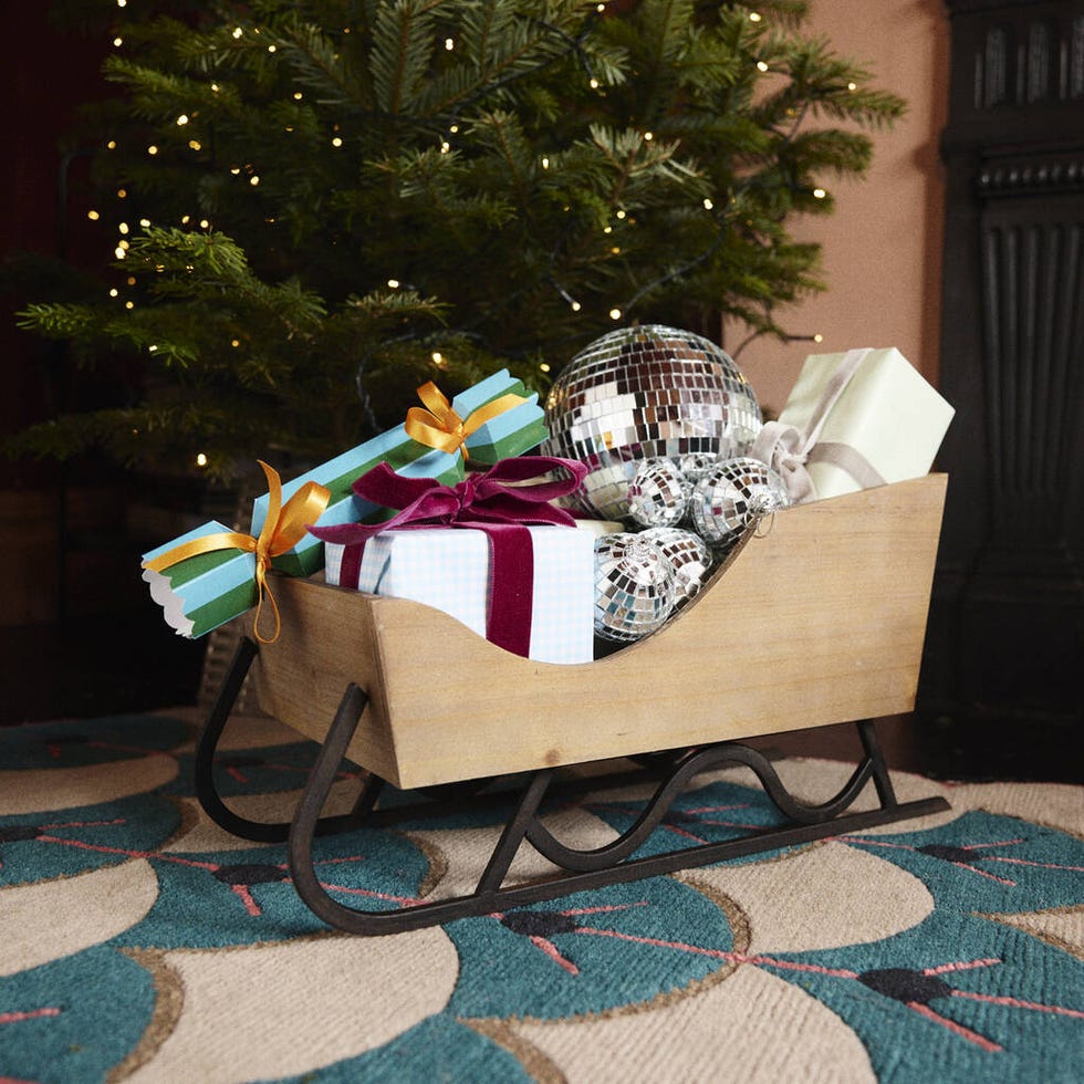 Large Wooden Sleigh Decoration