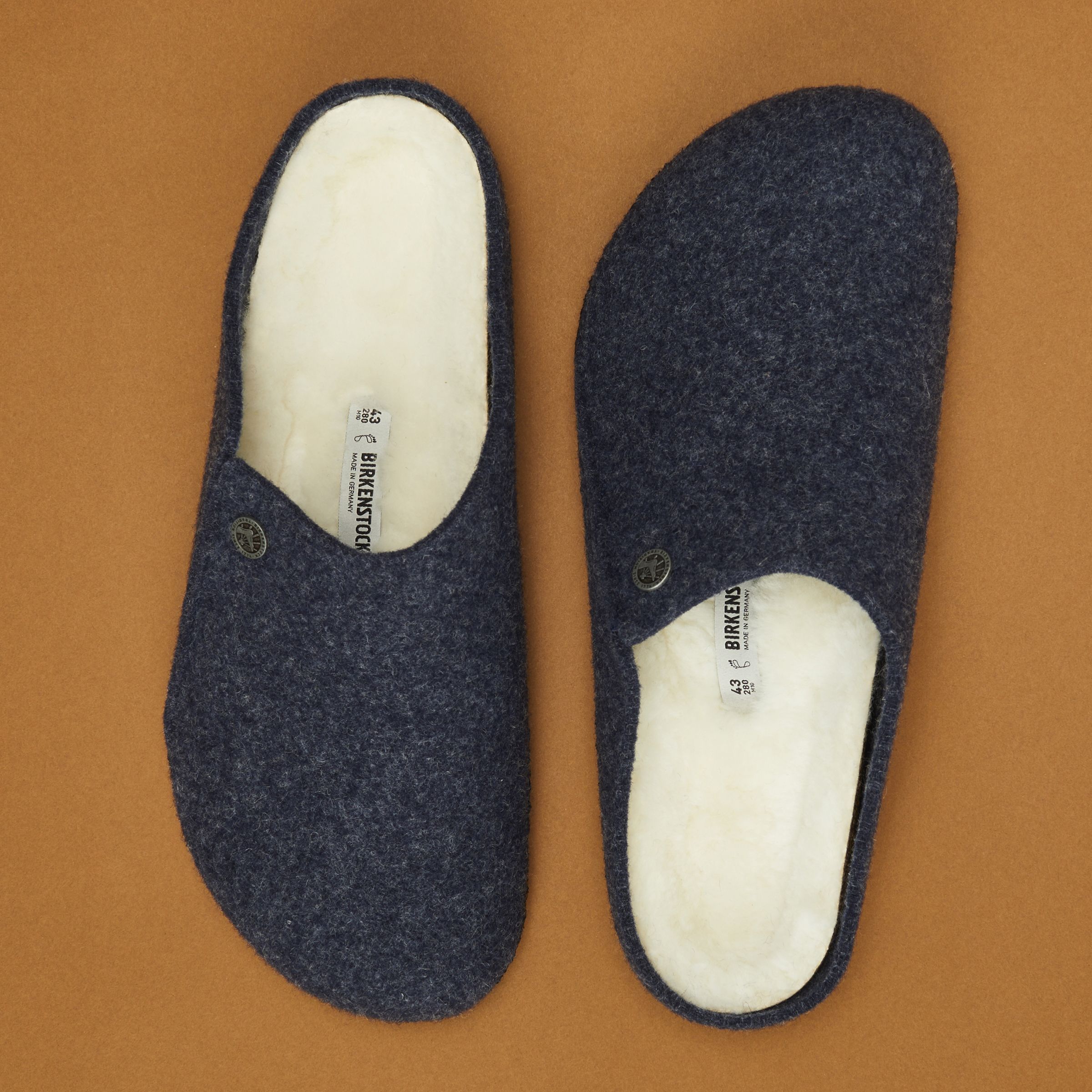 The 9 Best Slippers for Men 2024 Tested by Styler Editors