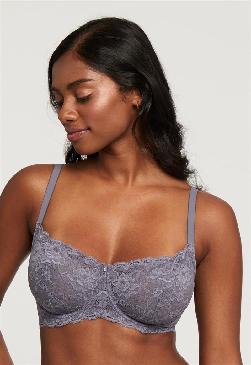 Flirt underwired lace half bra