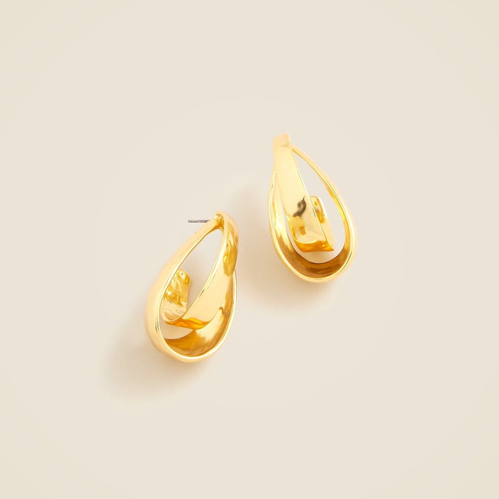 Interlocked Teardrop Hoops