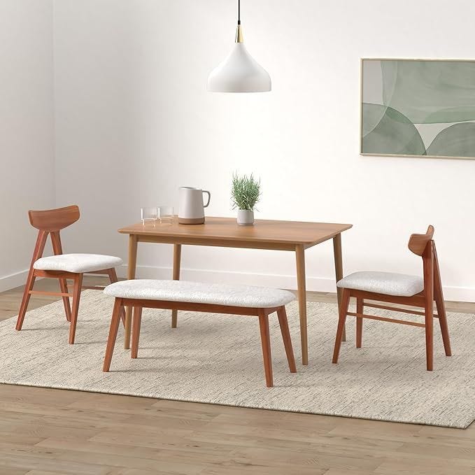 Mesa de comedor de madera