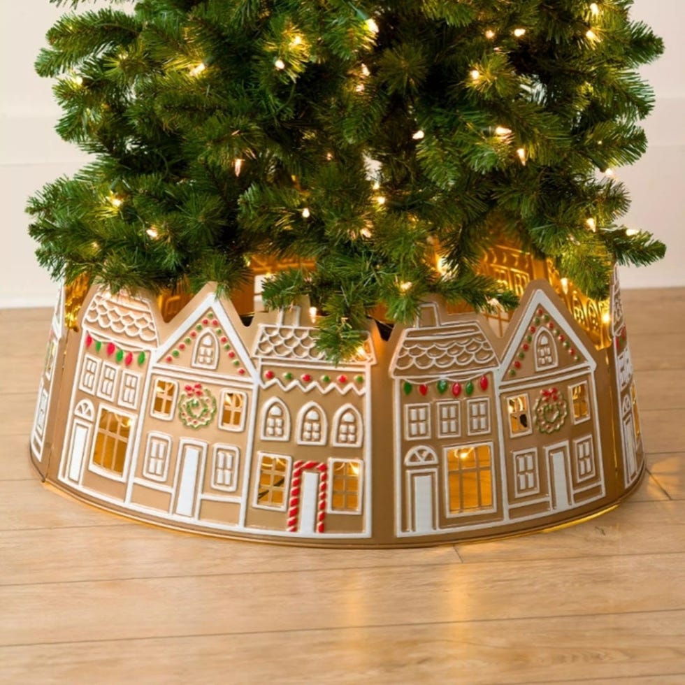 LED Gingerbread House Christmas Tree Collar