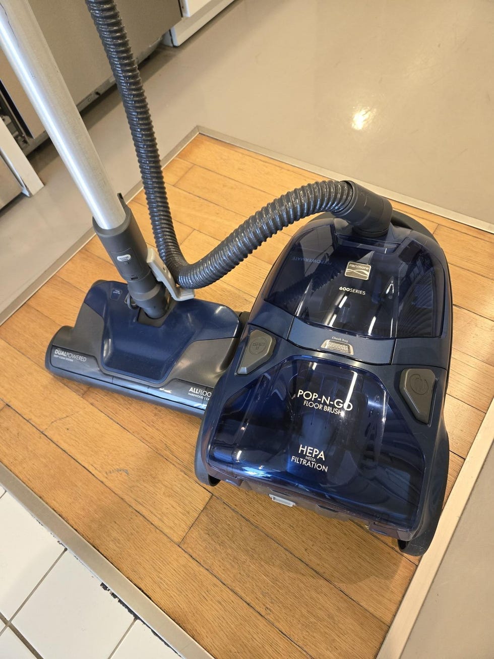 Pet Friendly Pop-N-Go Canister Vacuum 