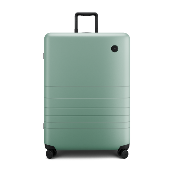 Carry-On Pro