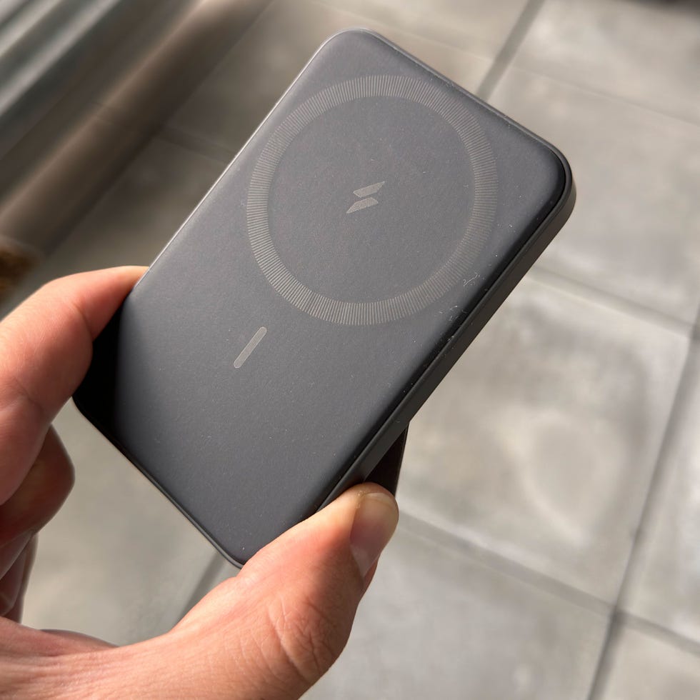 622 MagGo Wireless Charger
