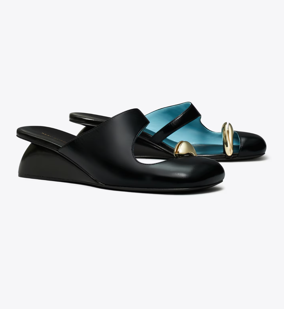 The Tory Burch Pierced Mule Is an It Girl Staple
