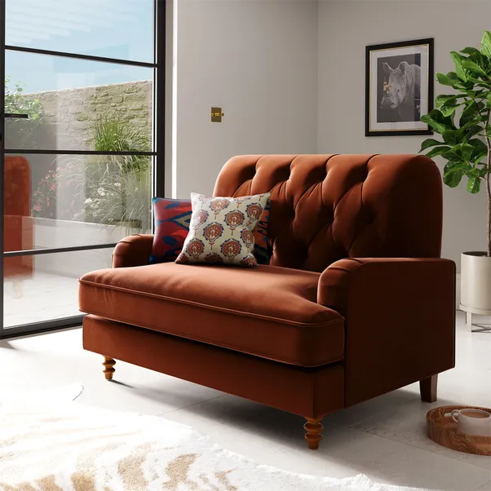 Beatrice Buttoned Velvet Snuggle Chair - in orange