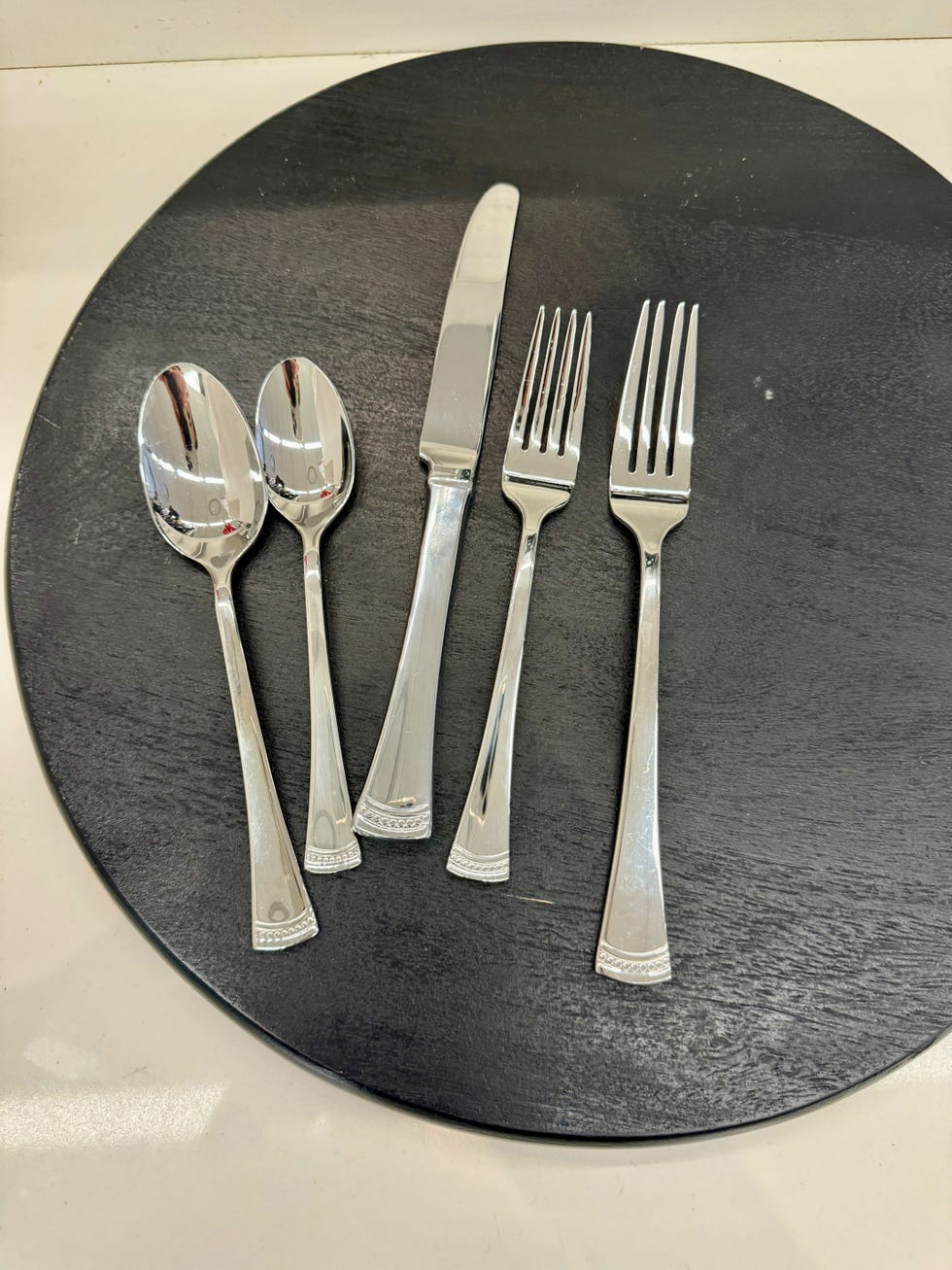 Portola 65-Piece Flatware Set