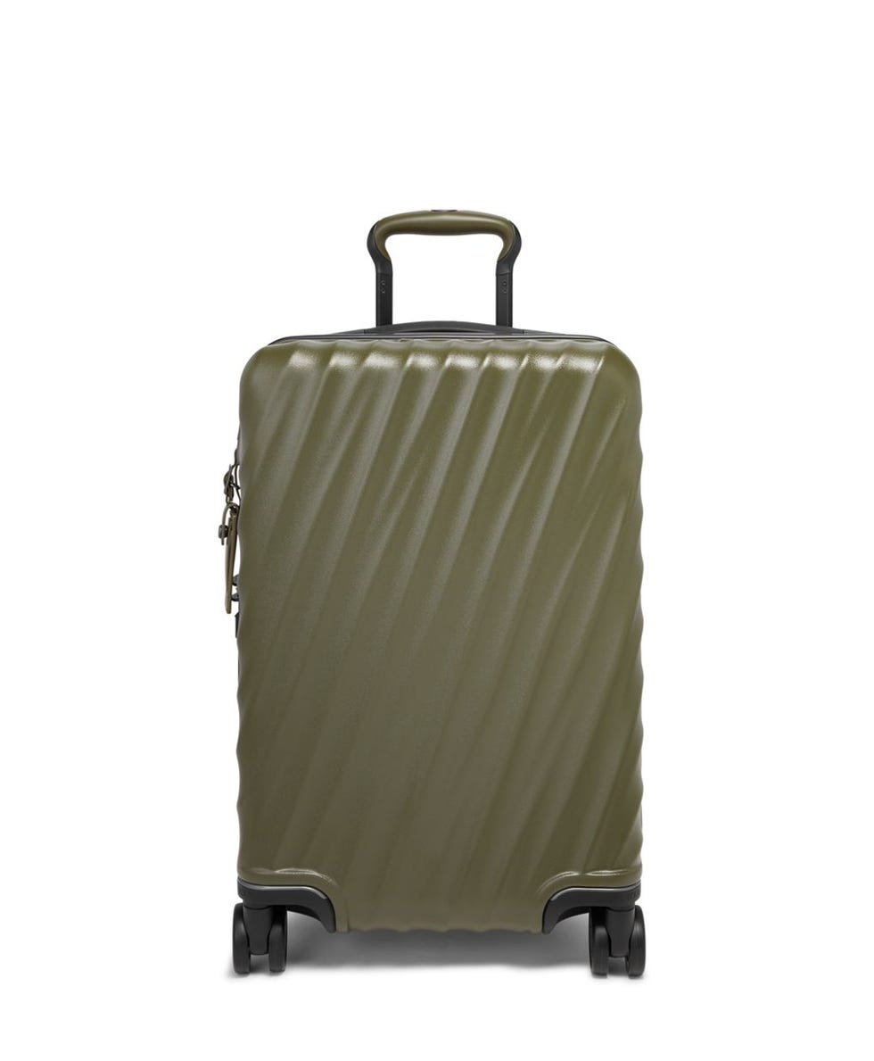 Four-wheeled international expandable carry-on luggage