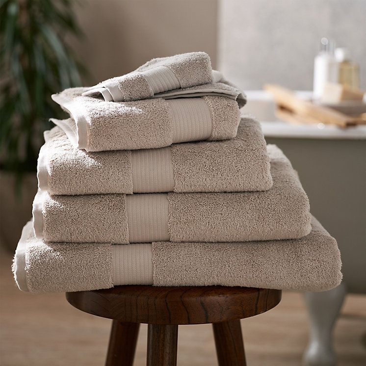 The Best Cyber Monday Deals On Luxury Towels