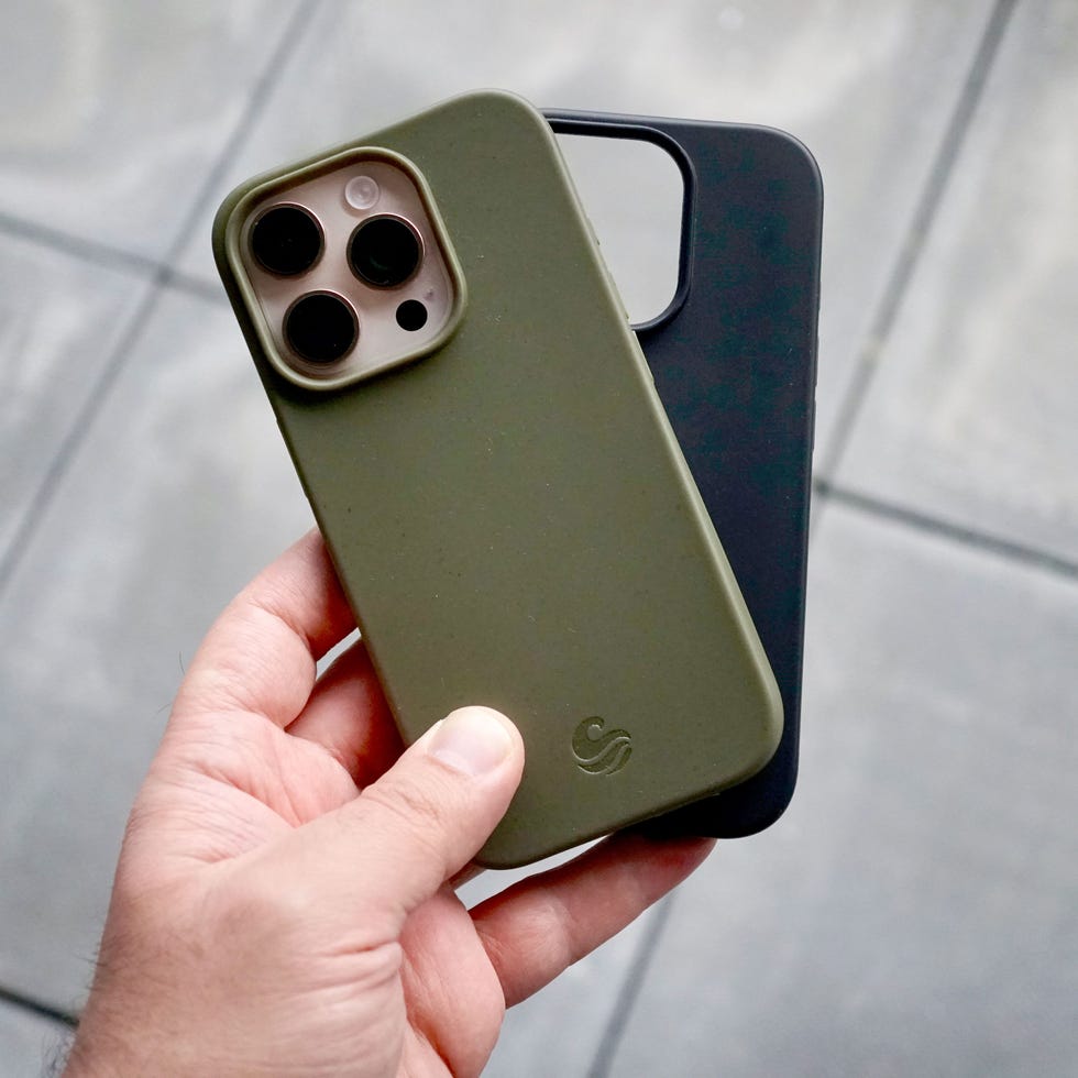 Case (MagSafe Compatible)