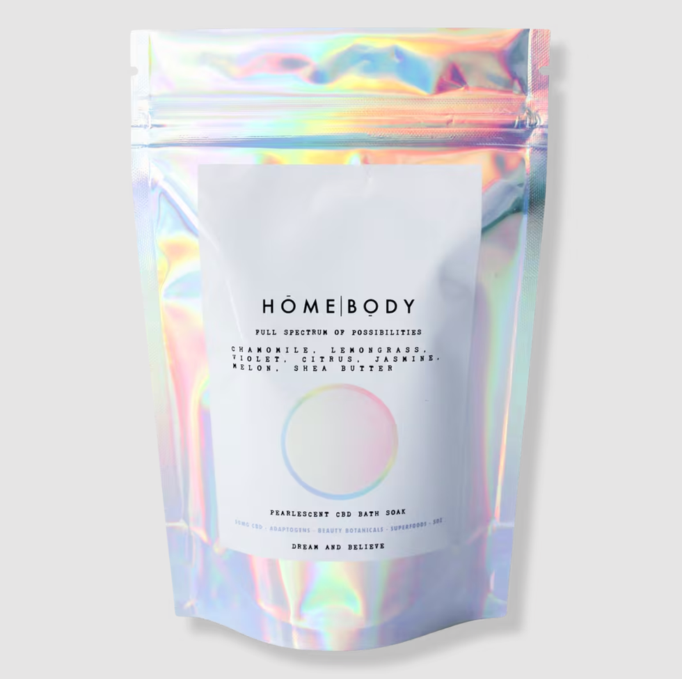 Full Spectrum Of Possibilities Pearlescent CBD Bath Soak