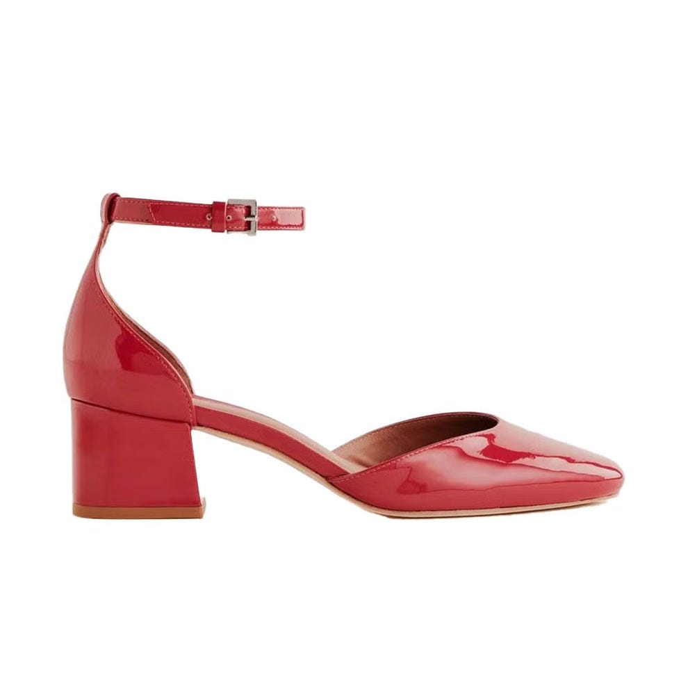 Mallori Closed Toe Heel