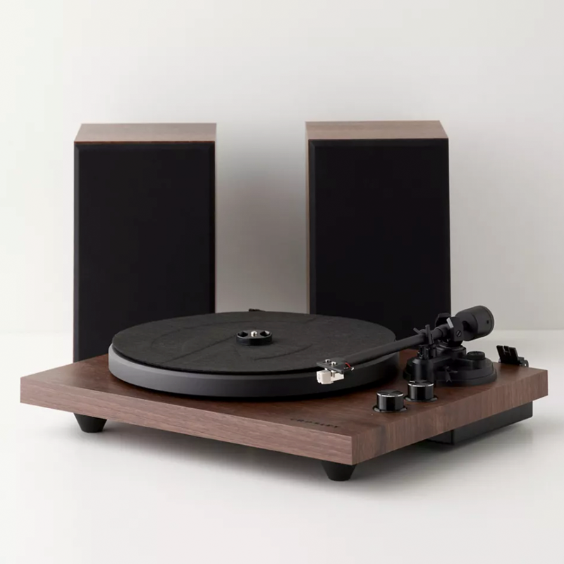 C62 Record Player & Speakers Shelf System