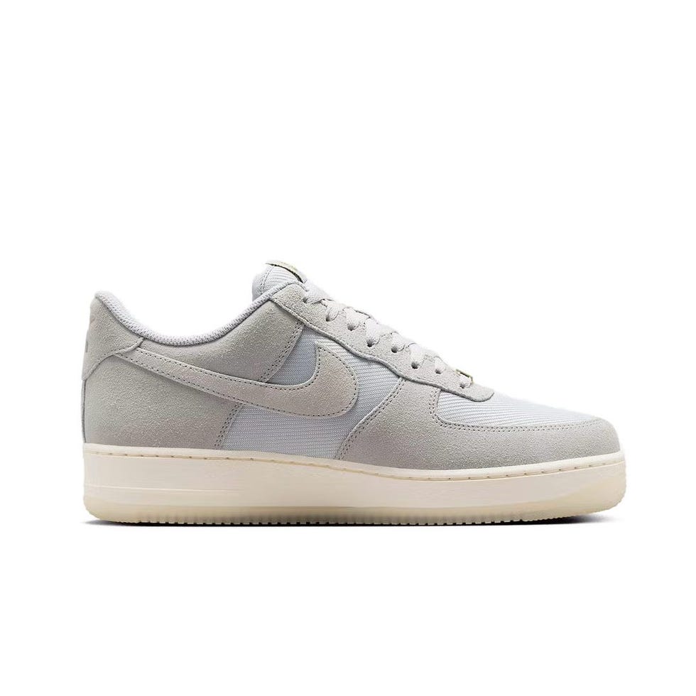 Air Force 1 '07 LV8 Shoes