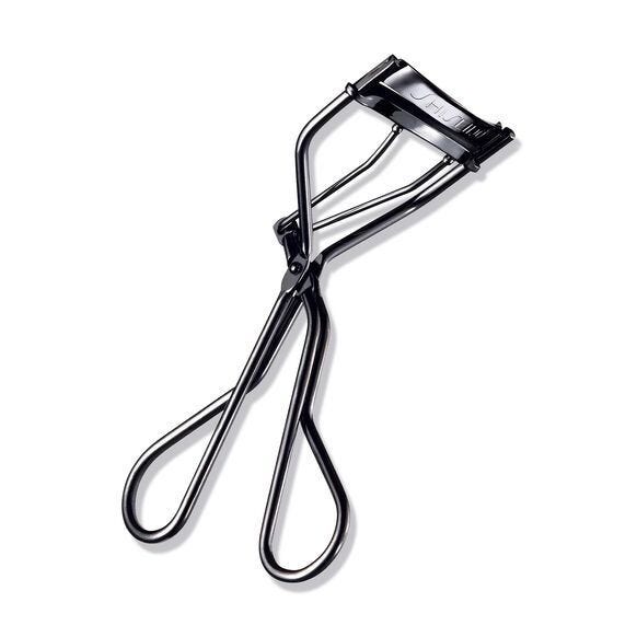 Need a new eyelash curler? These are the the 12 best that we've tested (3)