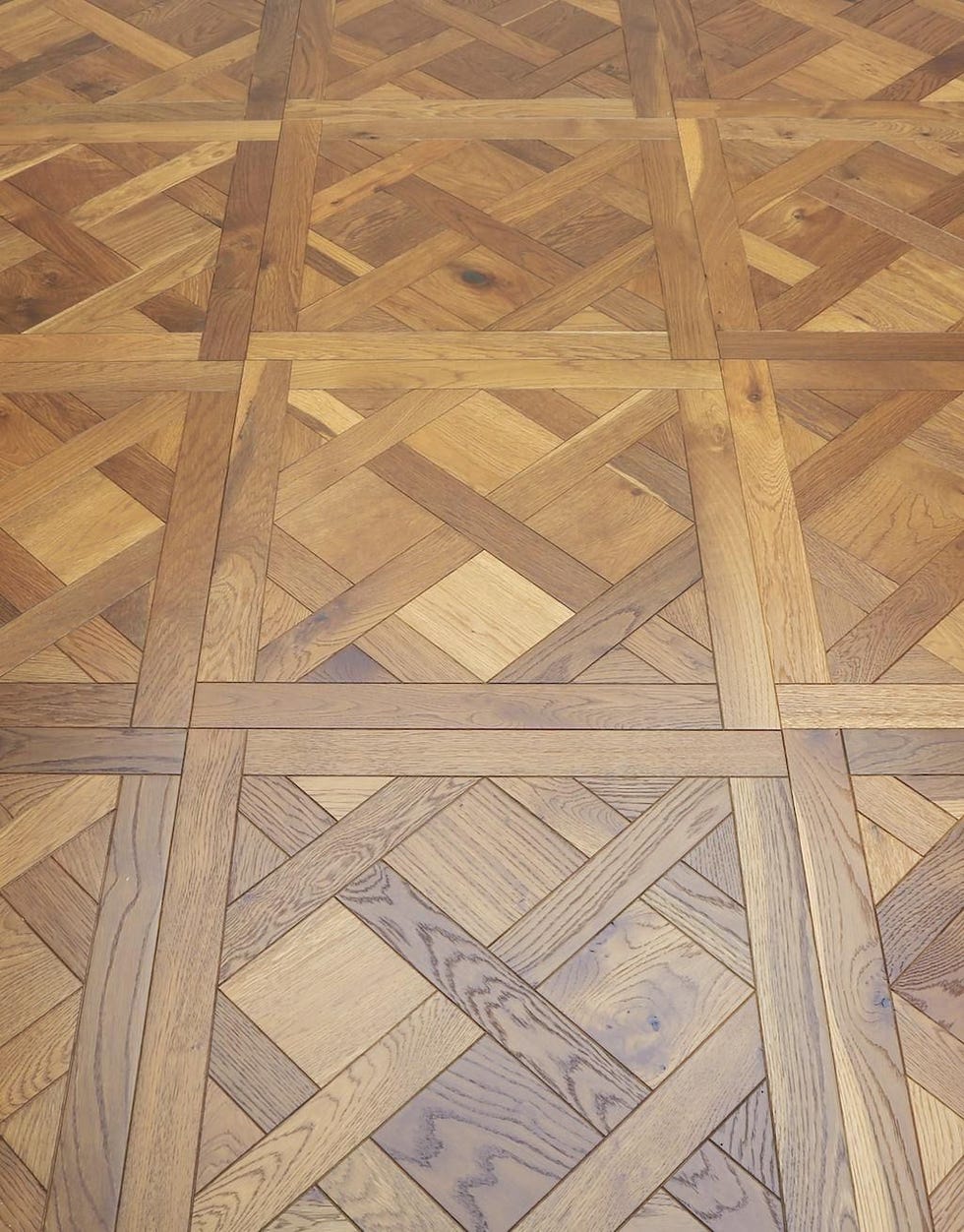 Rouen Chateau Smoked Oak Versaille Tile