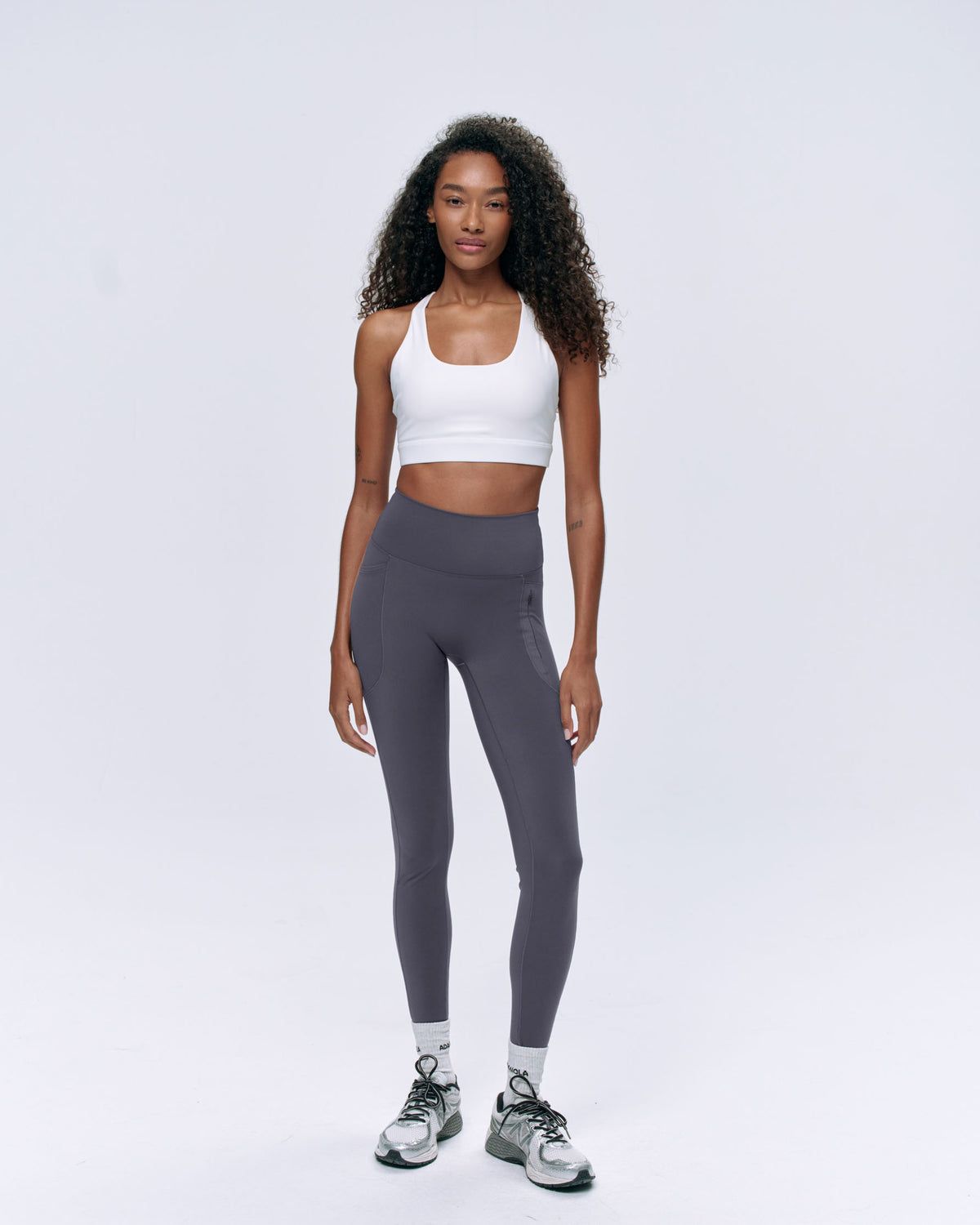 国内発送【ADANOLA】x Kendall Jenner Brushed Legging Kendall Jenner Just Wore The Viral £40 Adanola Leggings