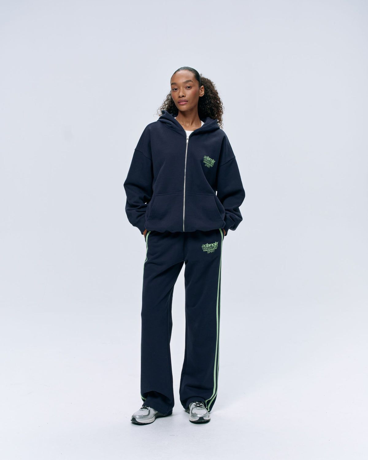 国内発送【ADANOLA】x Kendall Jenner Varsity Sweatpants 国内発送【ADANOLA】x Kendall Jenner Varsity Sweatpants