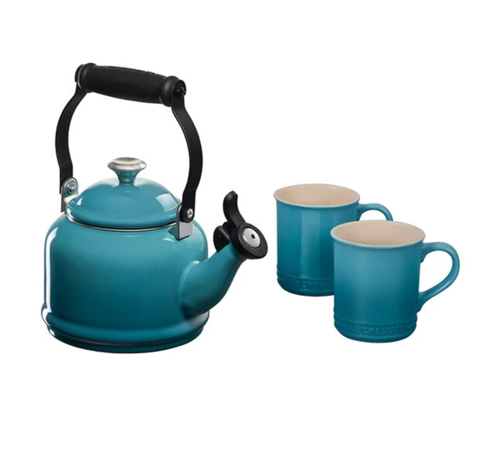 Demi Kettle and Mugs Set