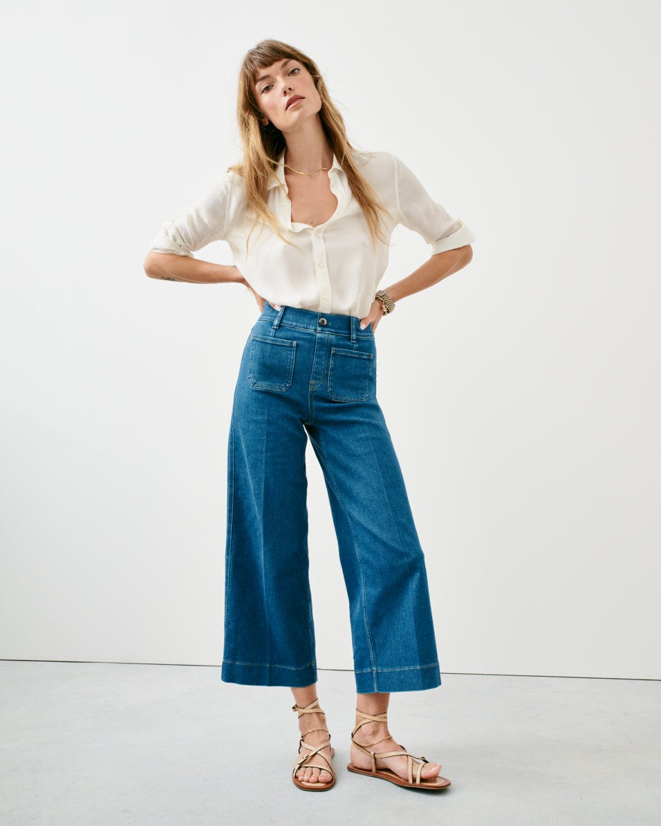 Cropped Wide Leg Jeans with Patch Pockets