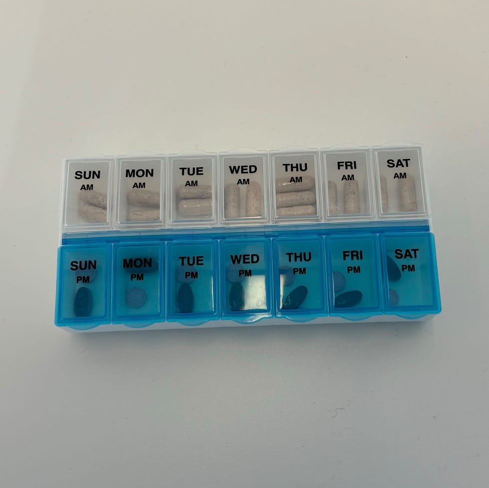 7 Day A.M./P.M. Pill Organizer 7 Day A.M./P.M. Pill Organizer