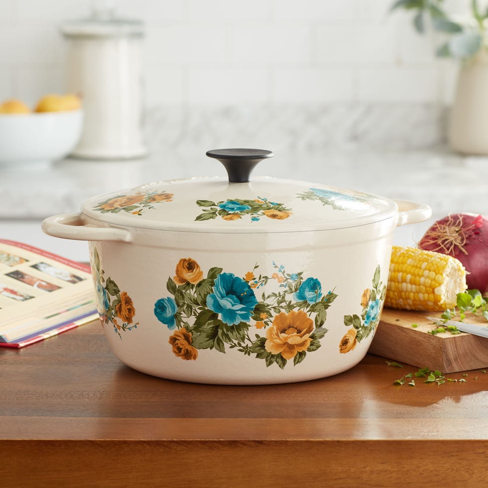 The Pioneer Woman Rose Shadow Enamel Cast Iron Dutch Oven