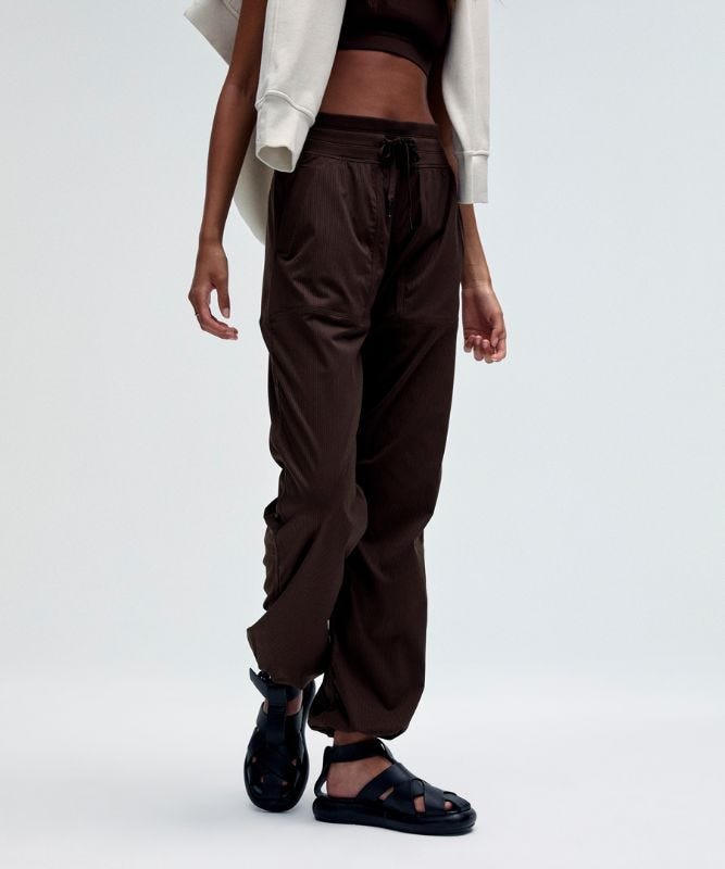 Dance Studio Mid-Rise Pant Short