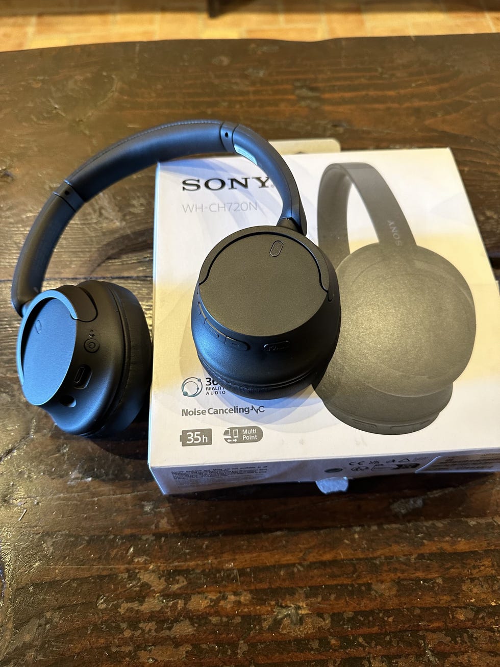 Los mejores auriculares por menos de 100 euros con cancelación de ruido